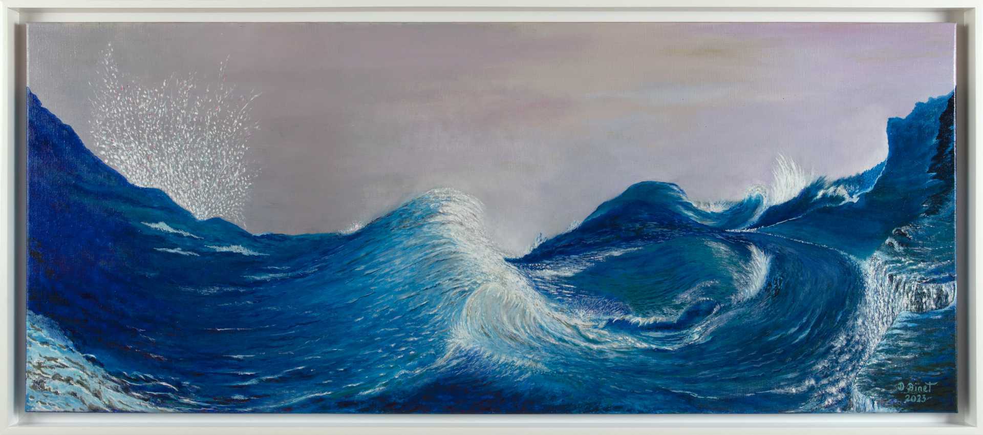 Peinture capturant une houle spectaculaire avec vagues et nuances infinies de bleu en mouvement.